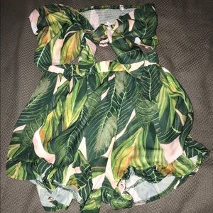 Leaf print two piece set NWT